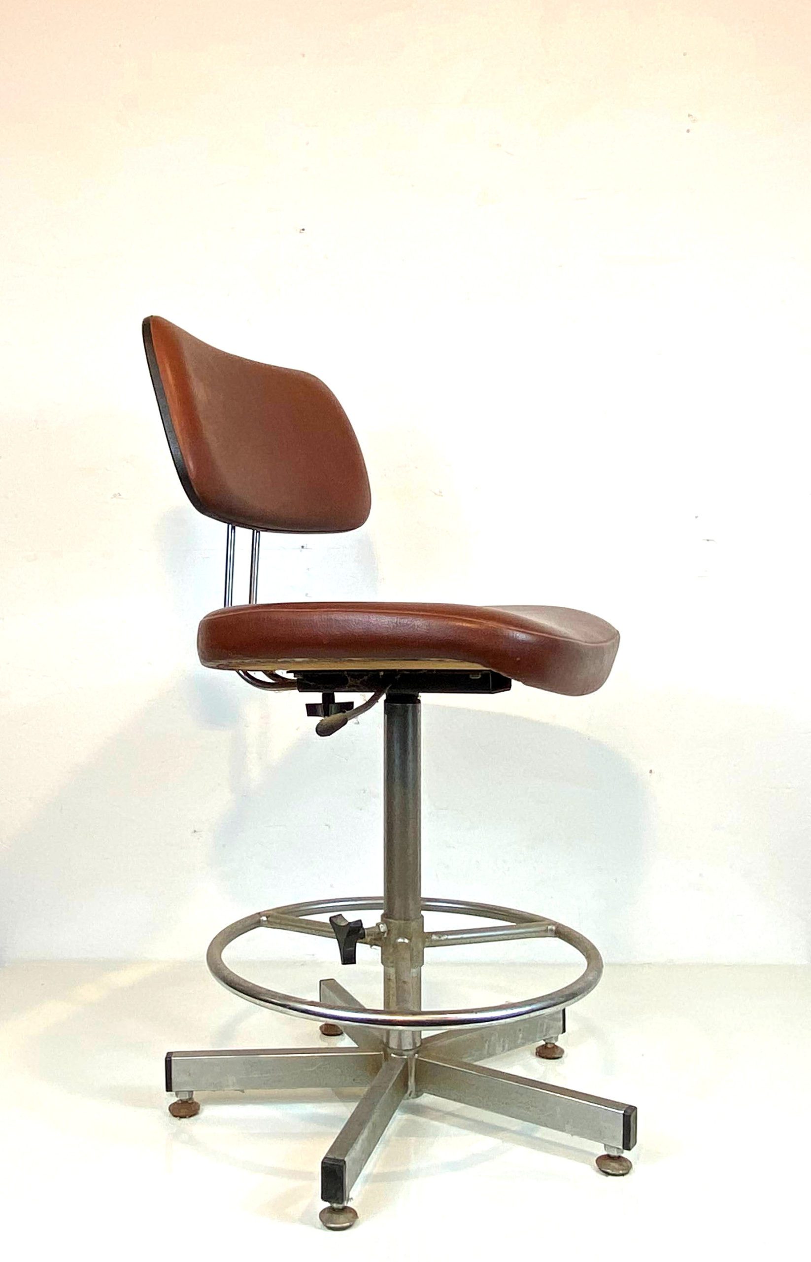 Chaise de bureau Industrielle et vintage - Atelier des Curieux
