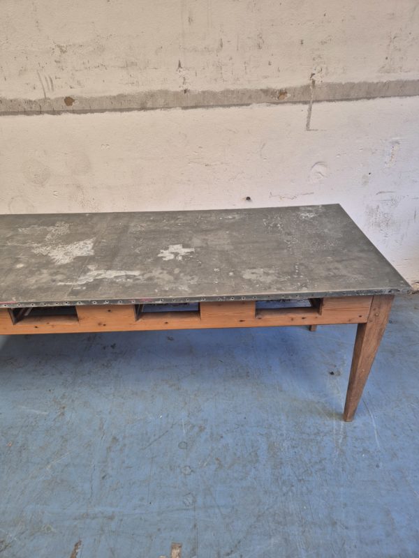 Table 10 personnes – Image 4