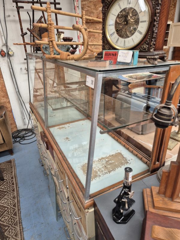 Vitrine – Image 4
