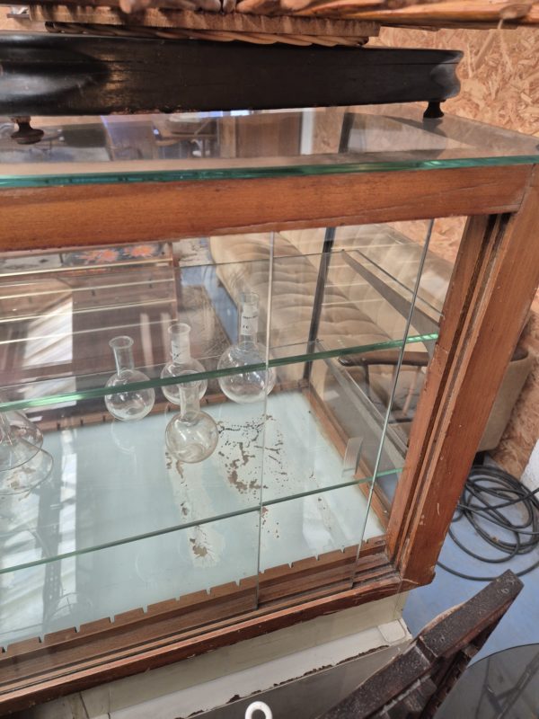 Vitrine – Image 6