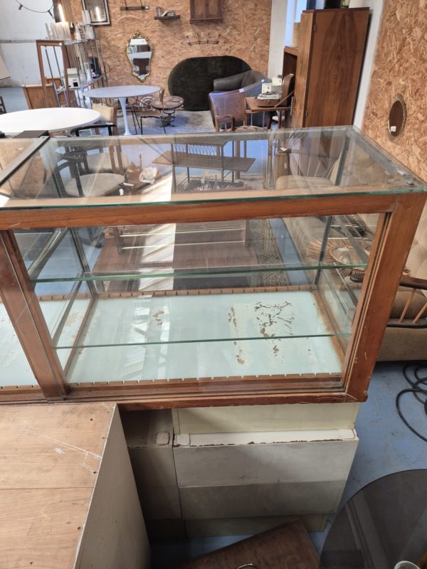 Vitrine – Image 18