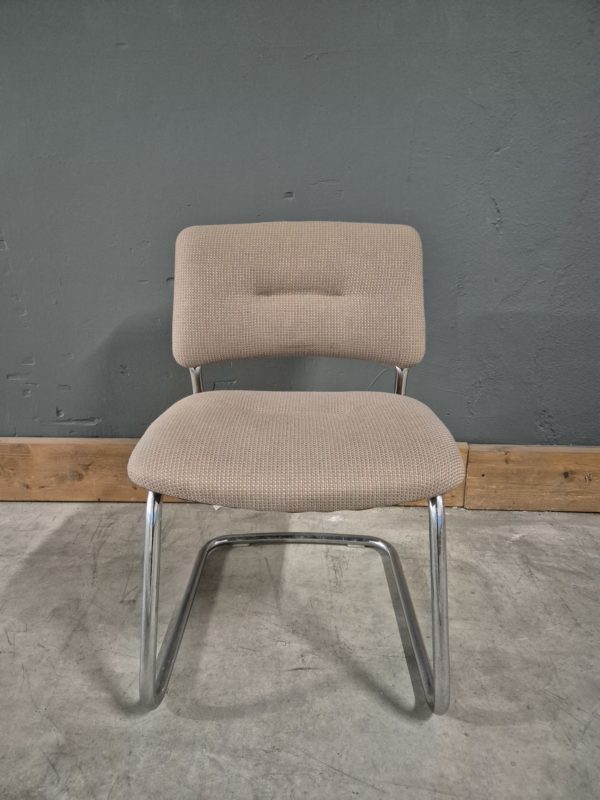 Fauteuil Strafor – Image 2