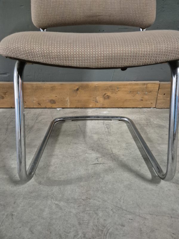 Fauteuil Strafor – Image 6