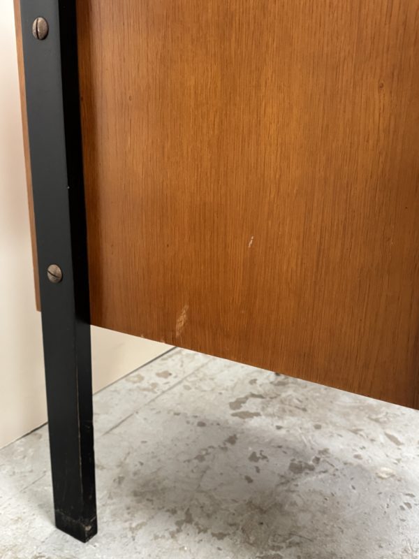 Bureau – Image 6