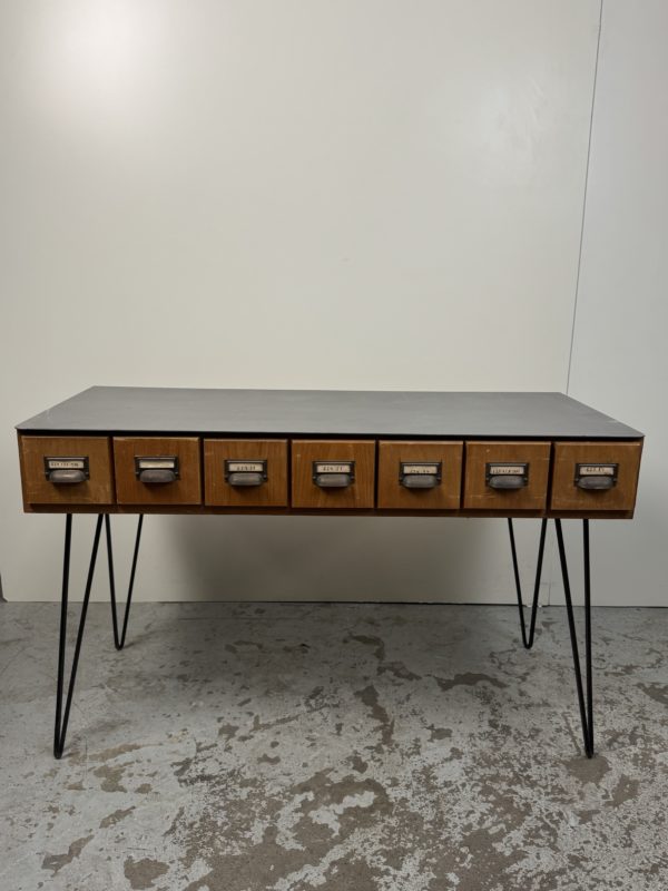 Meuble d'appoint RE