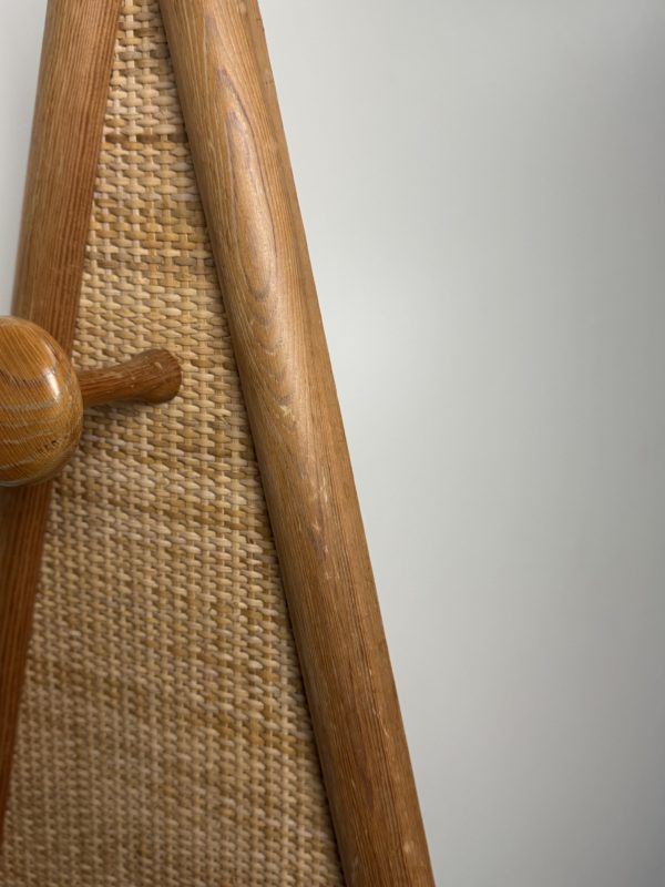 Porte-manteau en rotin – Image 3
