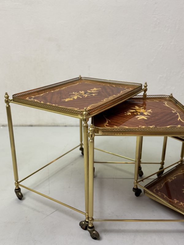 Tables gigognes – Image 2