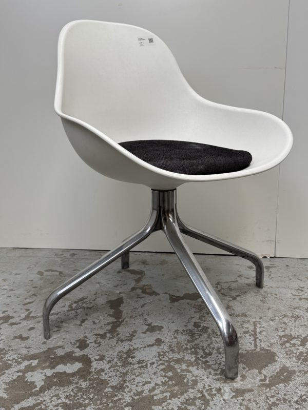 Chaise Jakob – Image 4