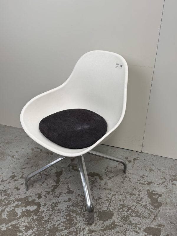Chaise Jakob