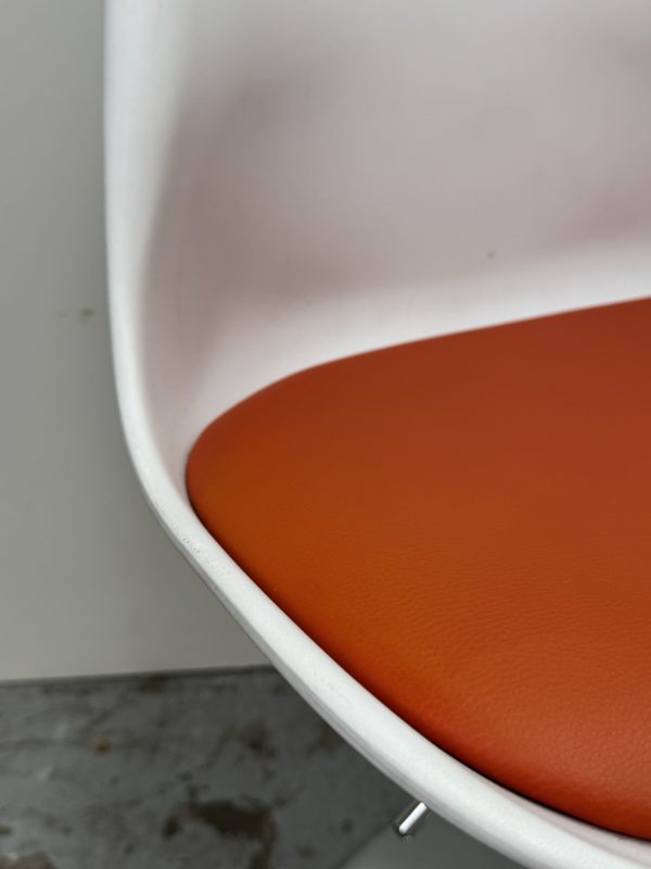 Chaise Tulipe – Image 3