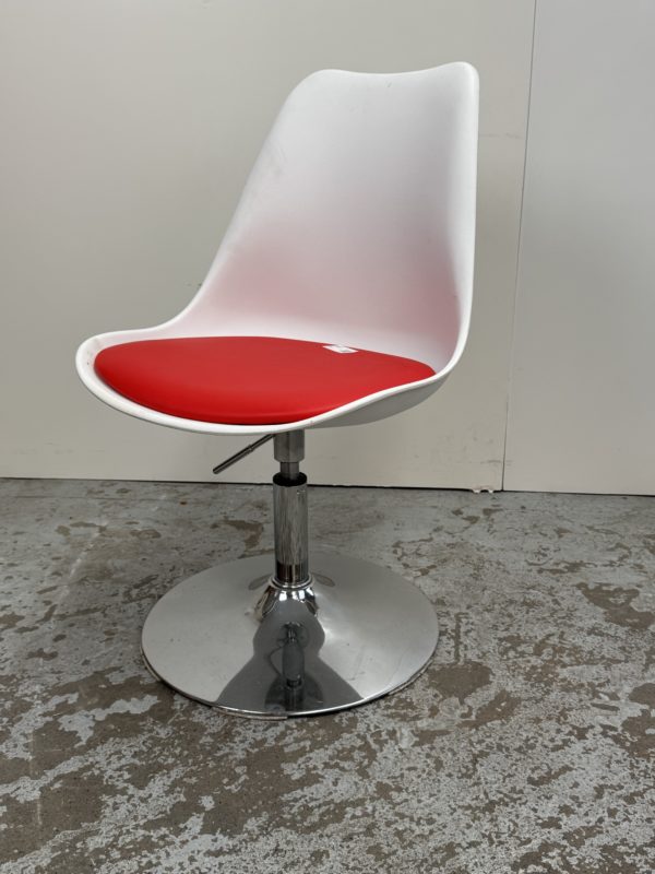 Chaise Tulipe