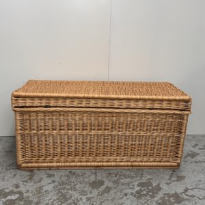 Coffre en osier