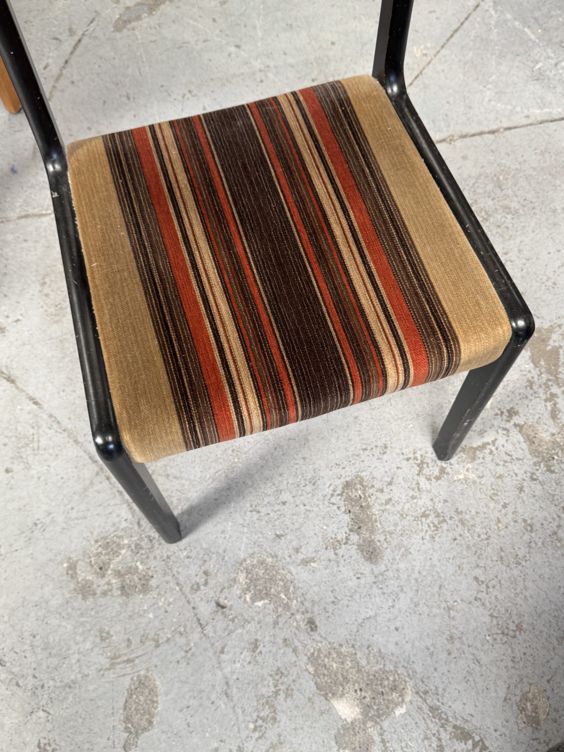 Chaise – Image 6