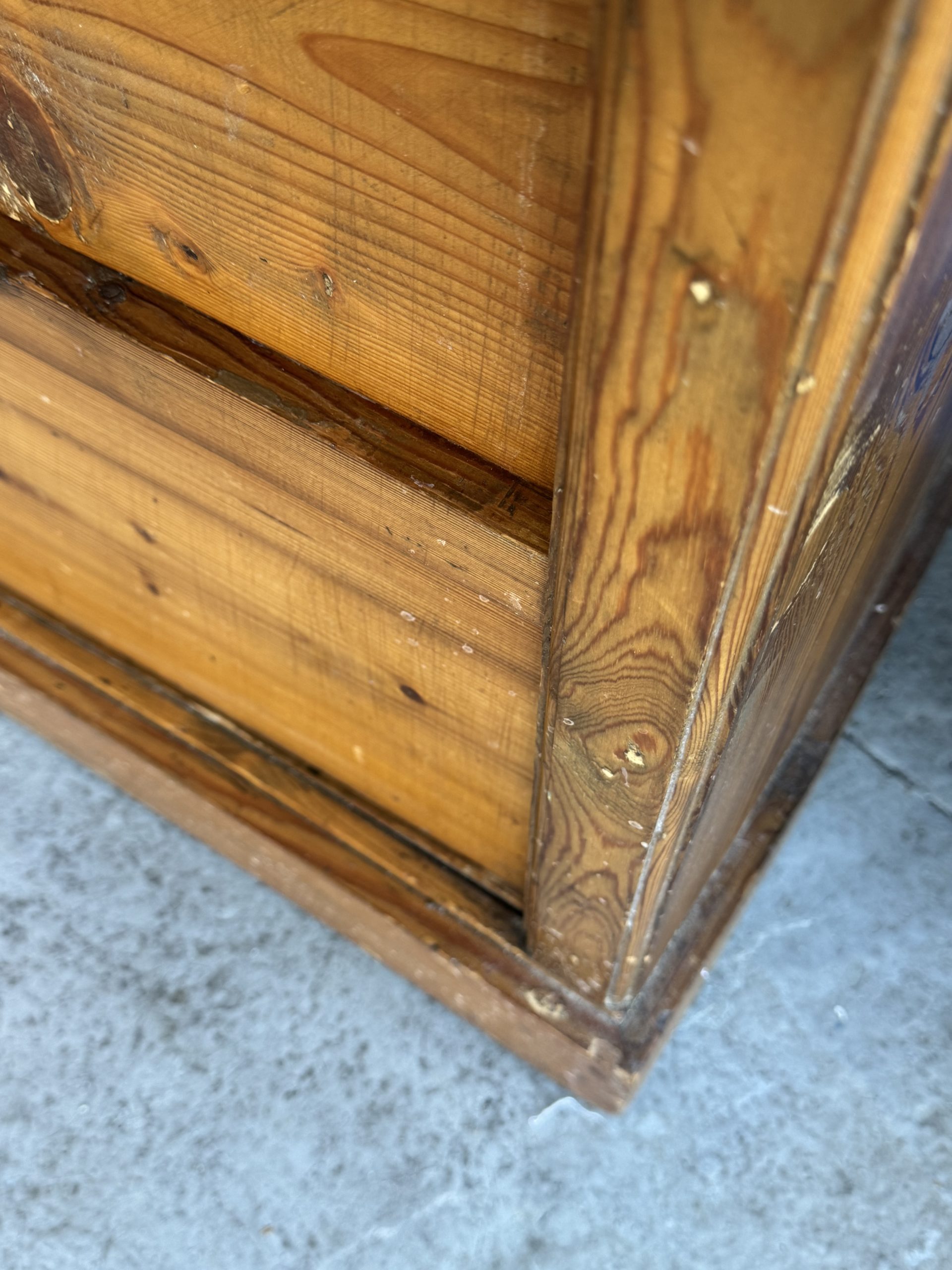 Commode en bois – Image 4