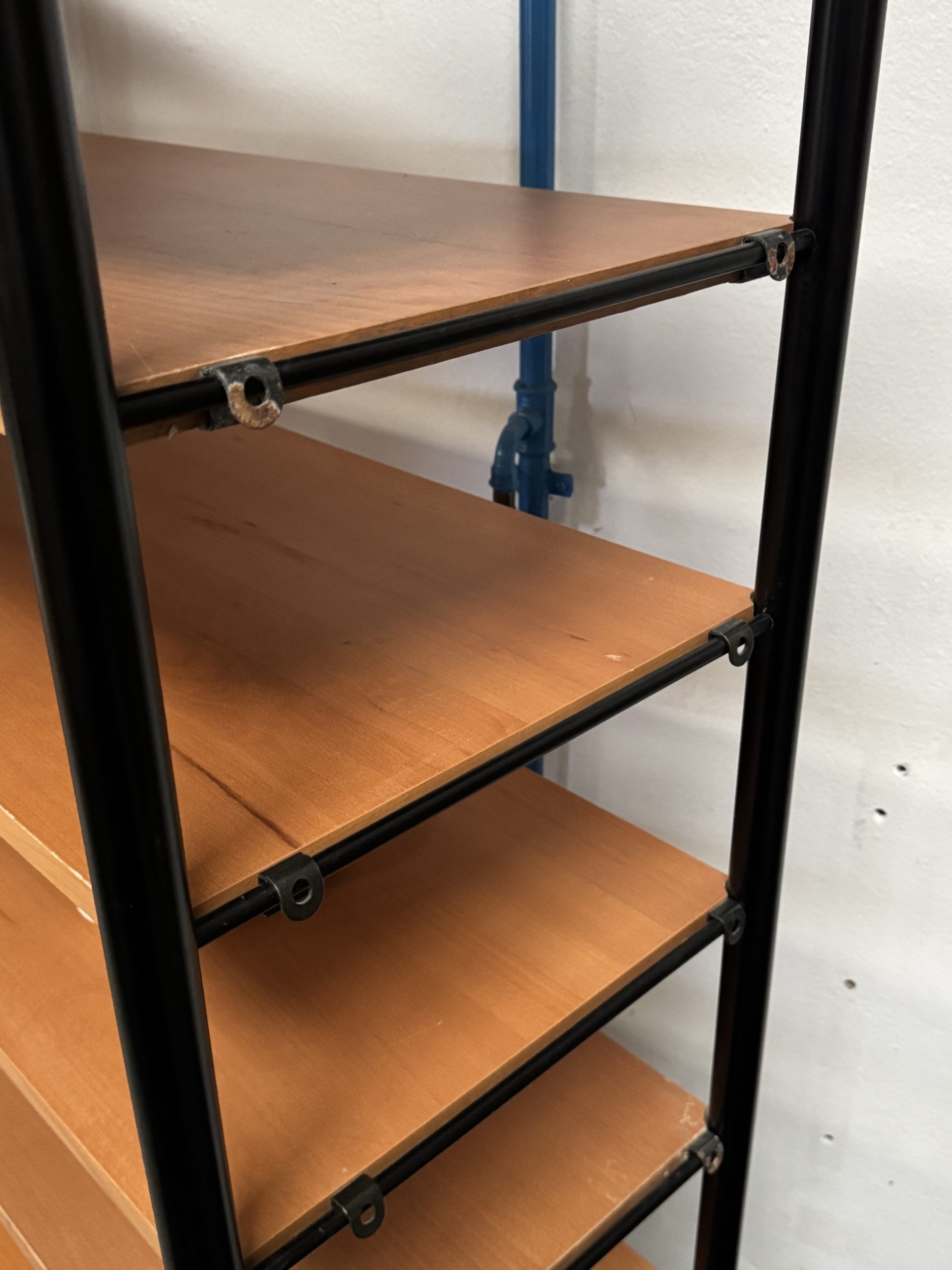Bibliothèque IKEA NIKLAS (plus petit modèle des 2) – Image 11