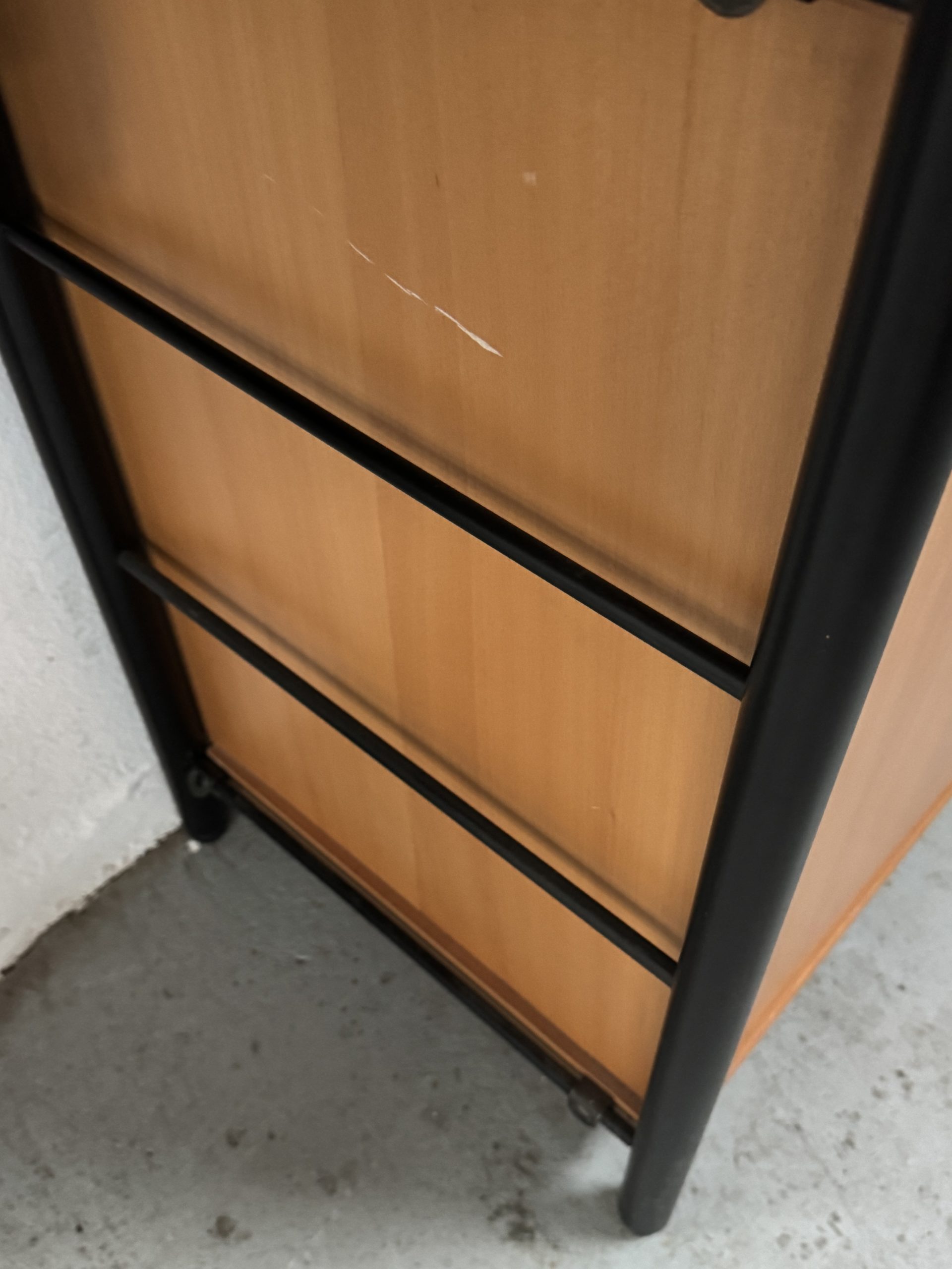Bibliothèque IKEA NIKLAS (plus petit modèle des 2) – Image 12