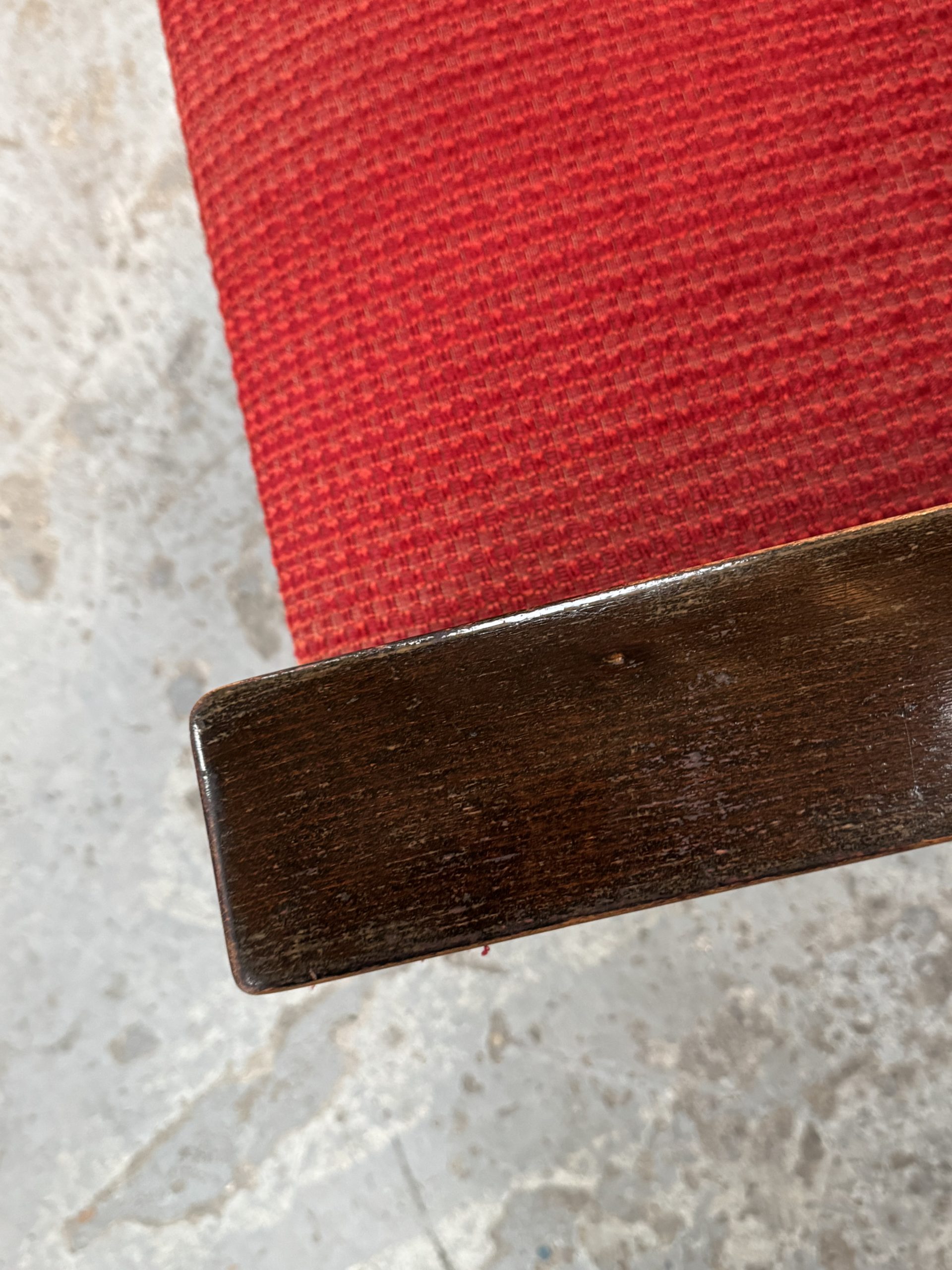 Fauteuil rouge – Image 2