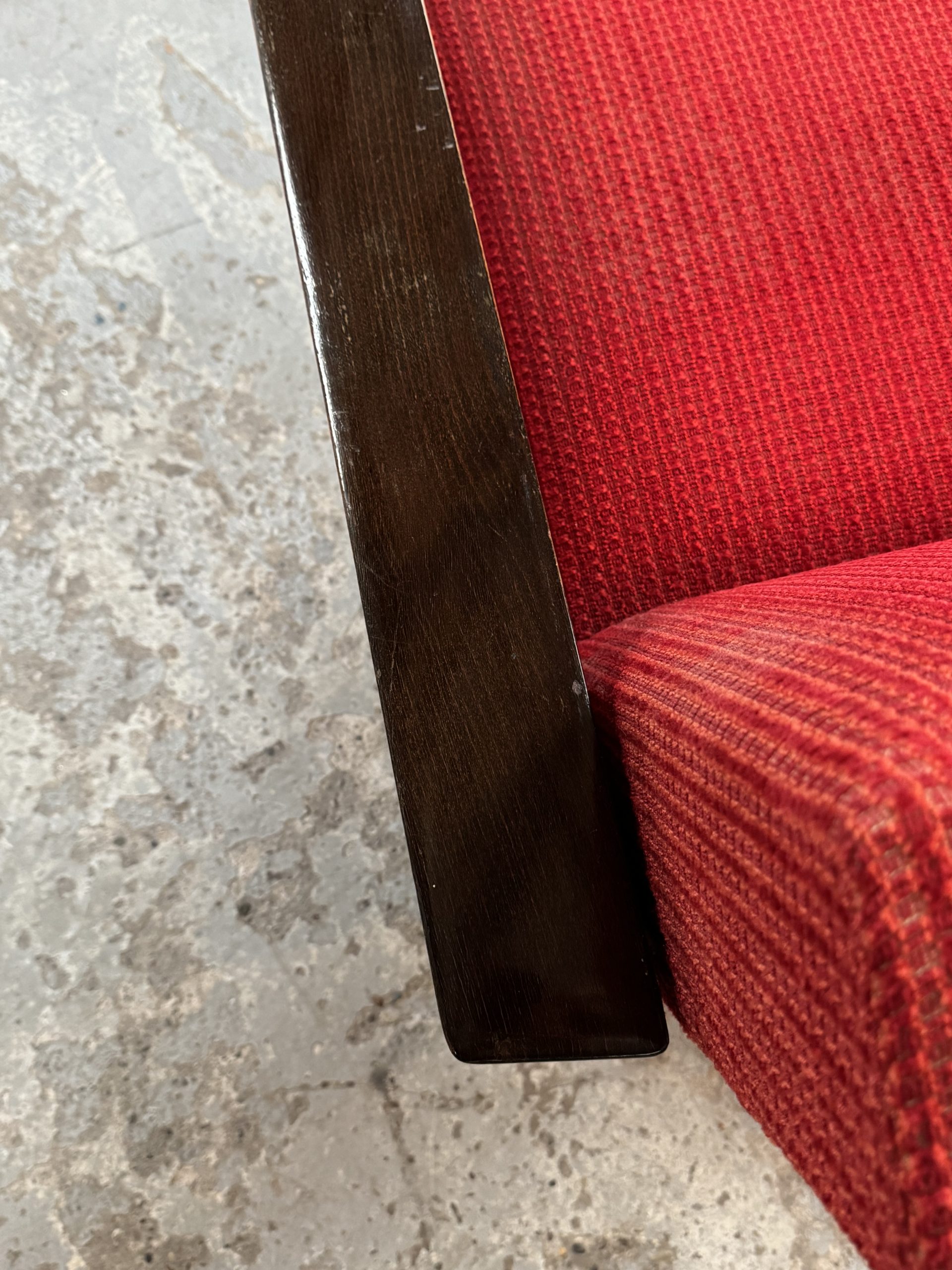 Fauteuil rouge – Image 3
