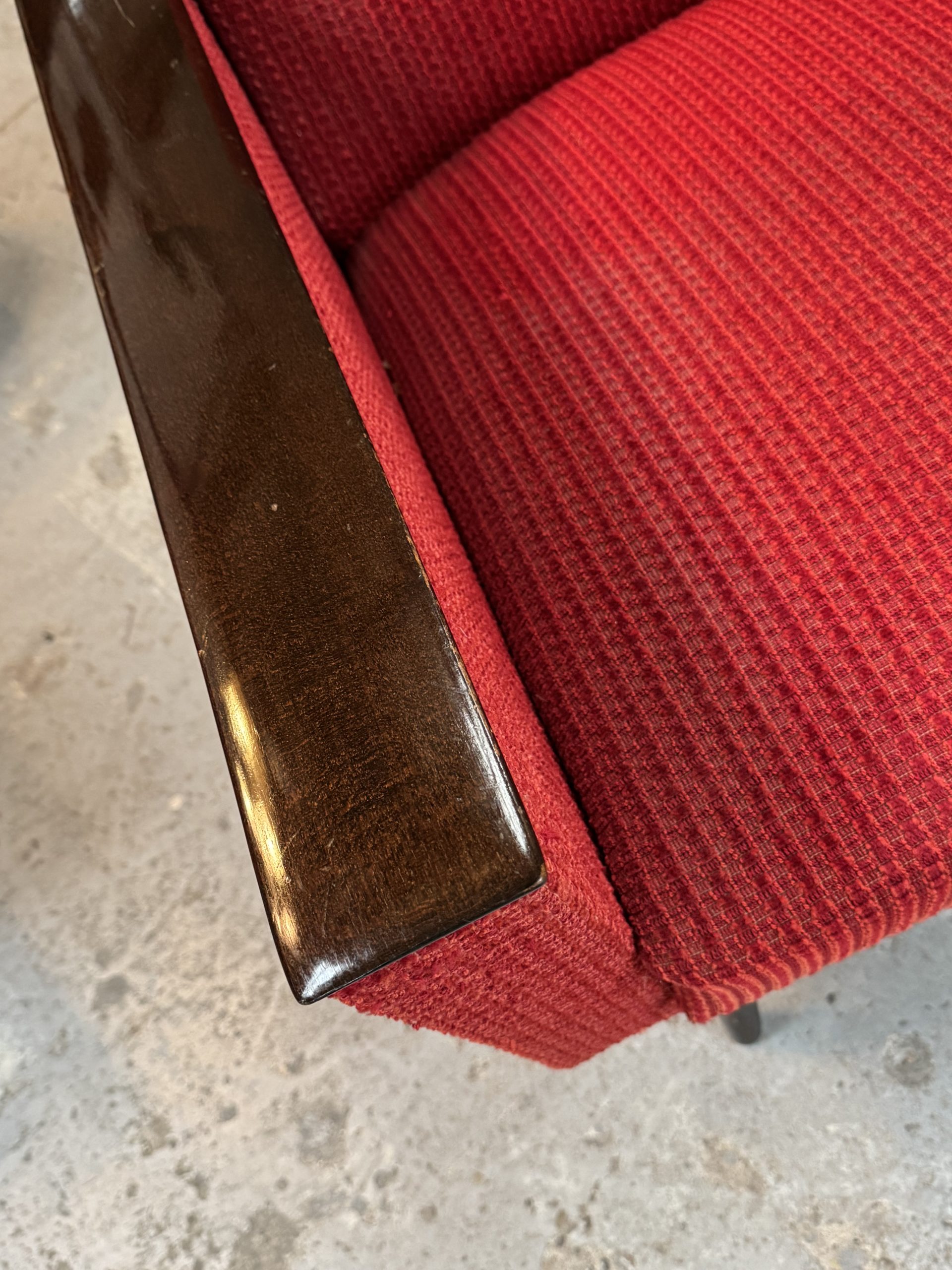 Fauteuil rouge – Image 6