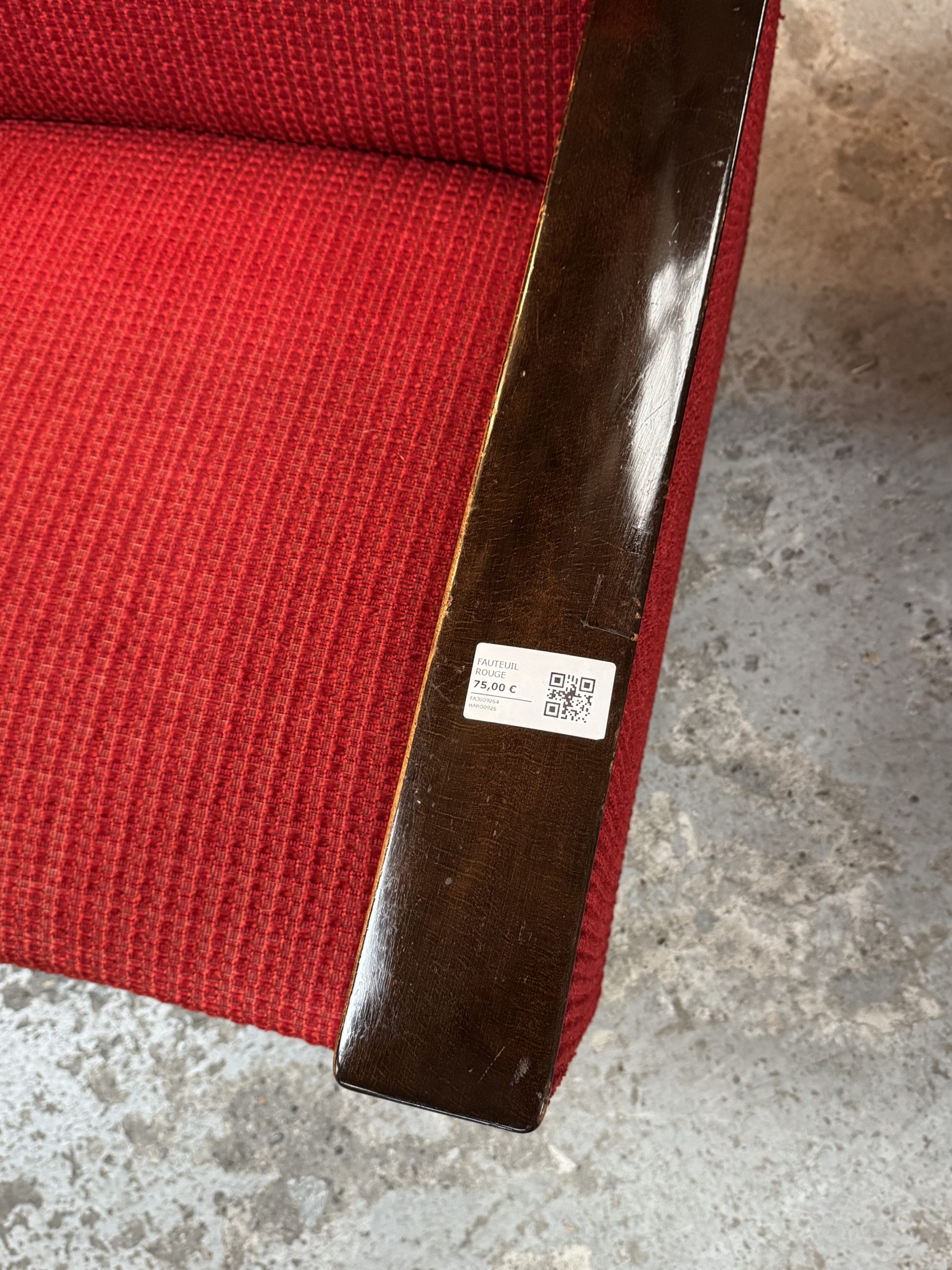 Fauteuil rouge – Image 8