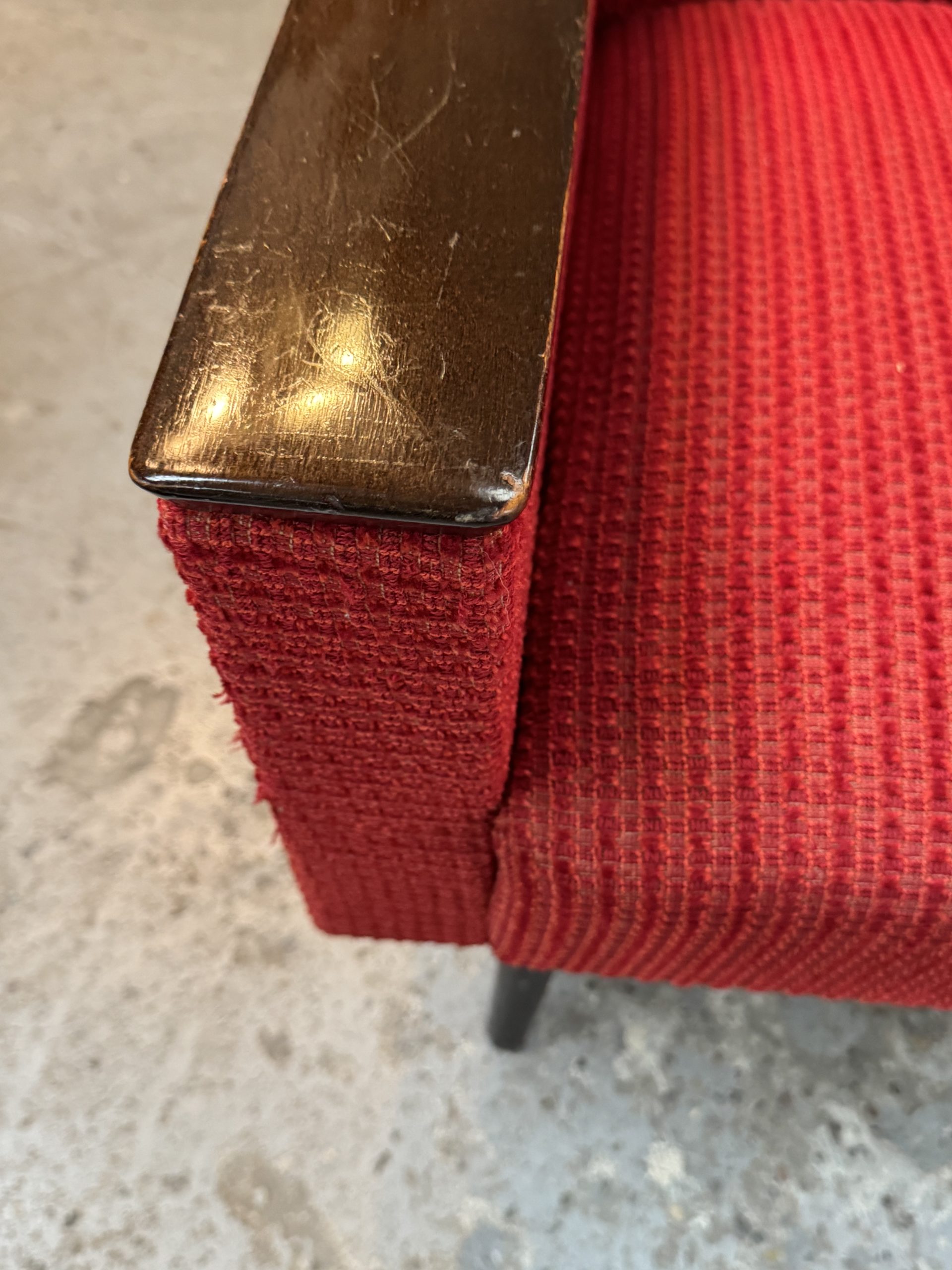 Fauteuil rouge – Image 12