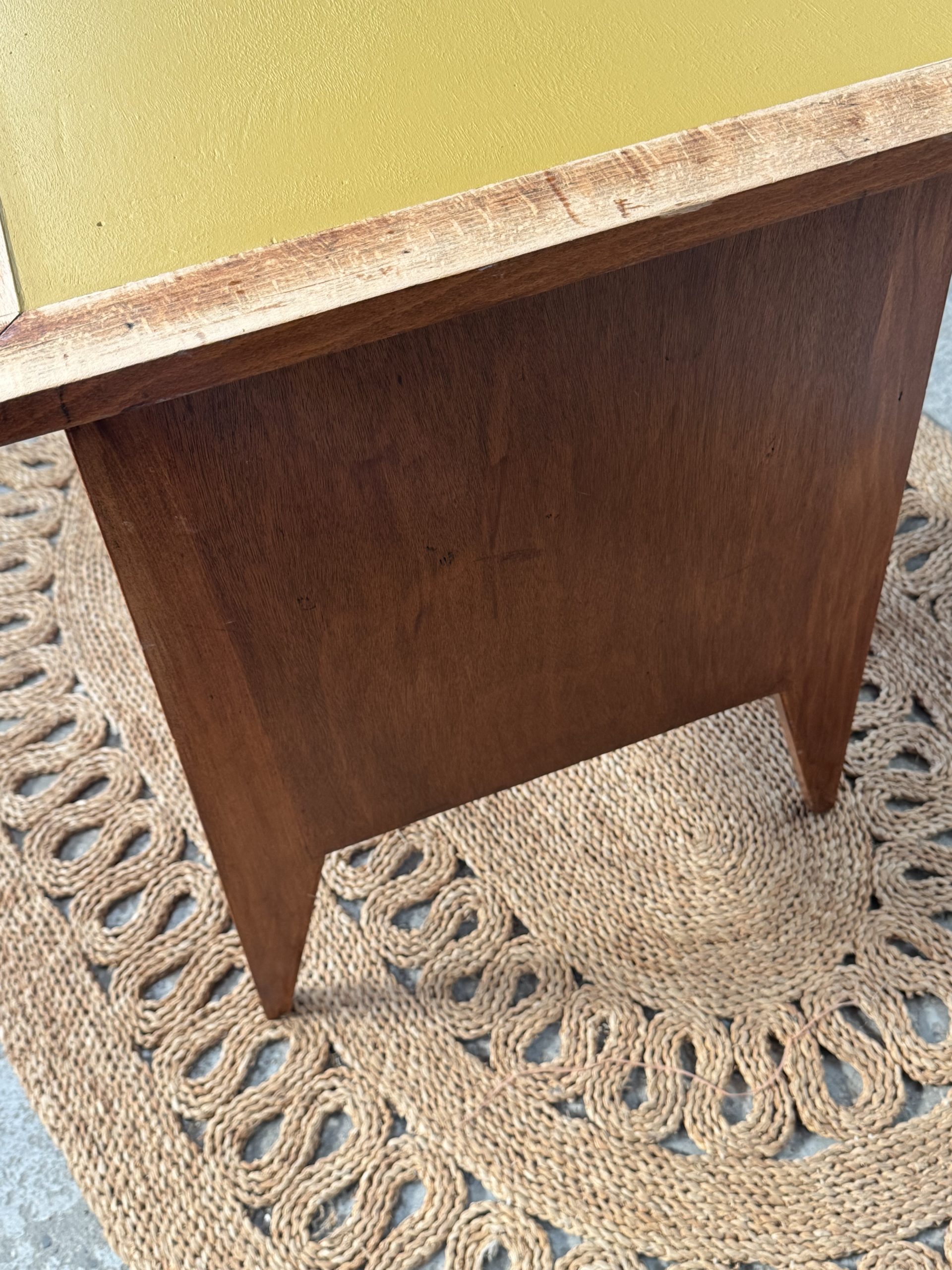 Bureau – Image 8