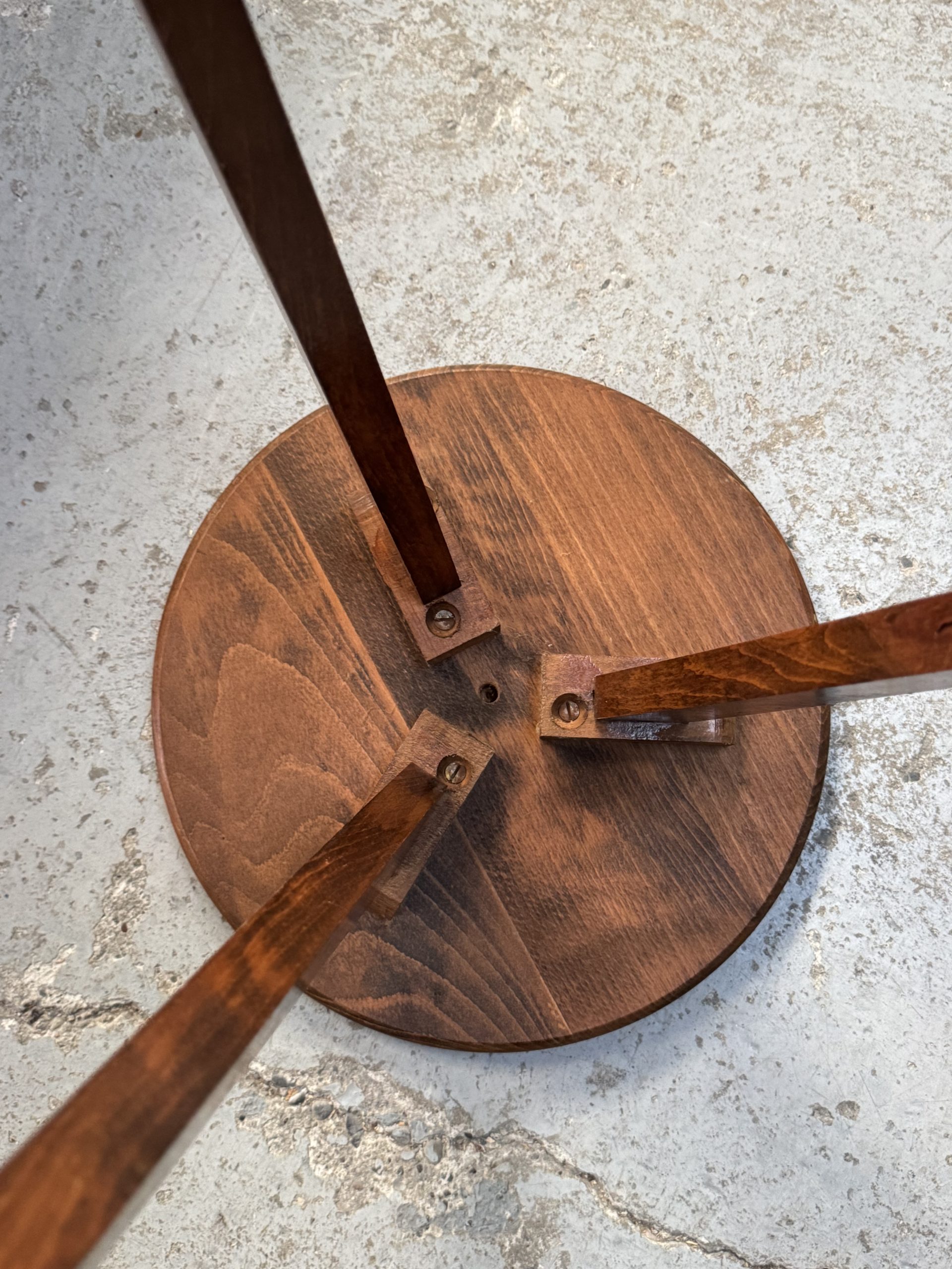 Tabouret en bois – Image 5