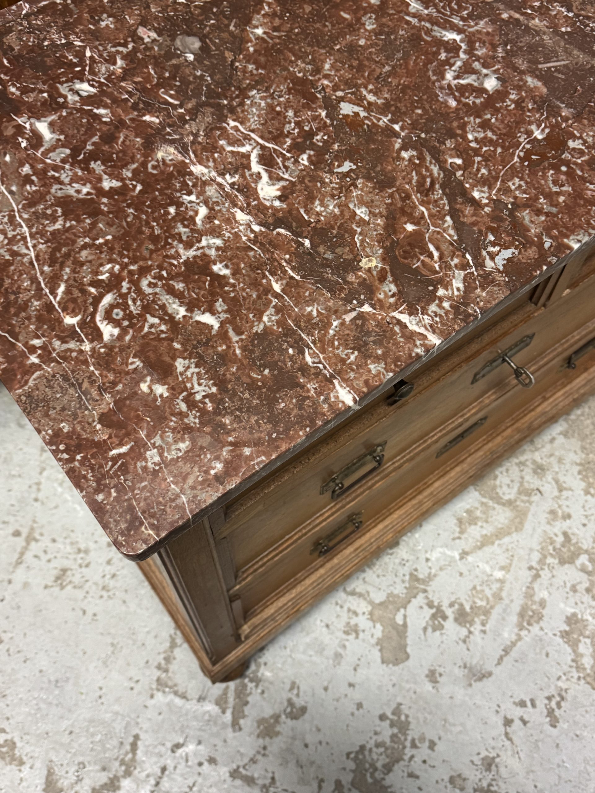 Commode en marbre – Image 8