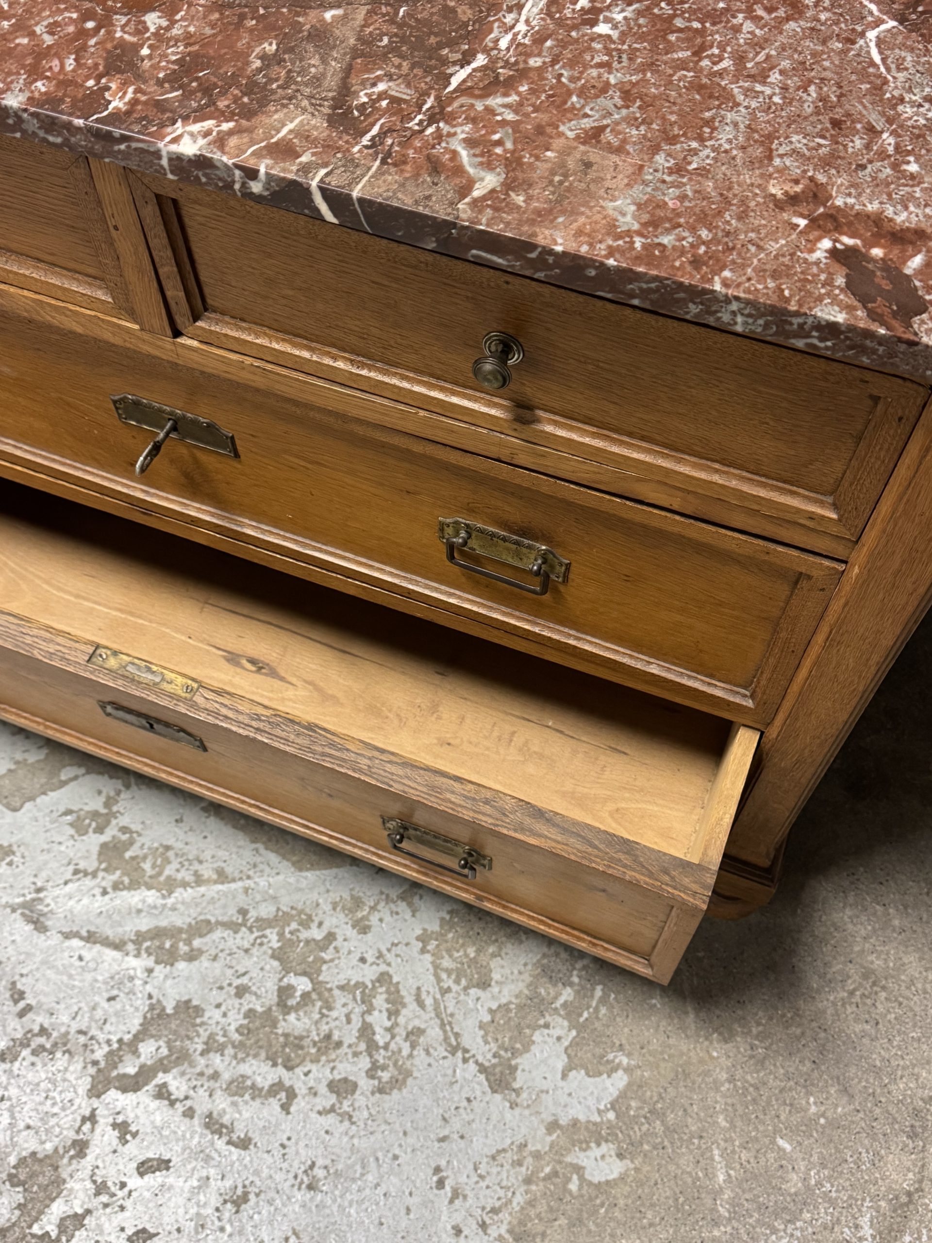 Commode en marbre – Image 4