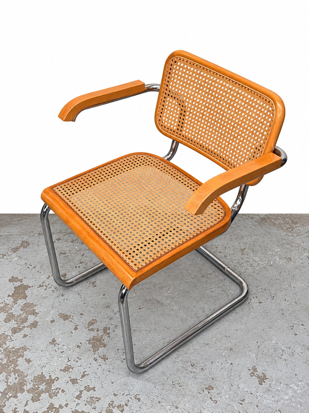 CHAISE BREUER